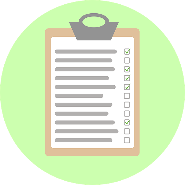 Lista de comprobación con algunos ítems marcados y otros no