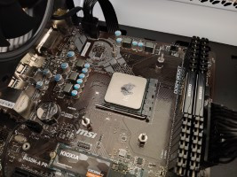 Pasta térmica aplicada