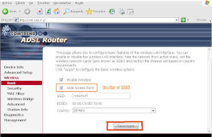 Pantalla de la interfaz de configuración de un router Wifi donde aparece la opción de ocultación del SSID o nombre de la red.